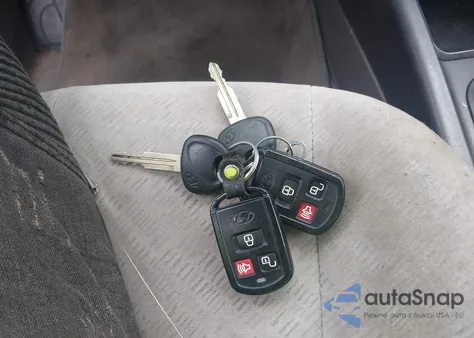 2006 Hyundai Elantra Gls/Limited from USA, damaged, VIN KMHDN46DX6U345151